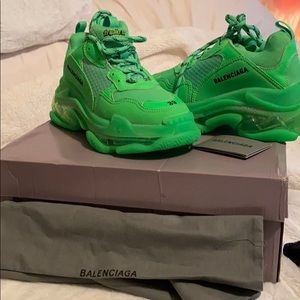 Balenciaga tripleS size 39